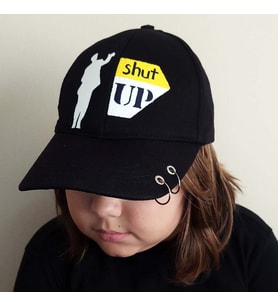 Piercingli Erkek Kep Şapka El Boyaması Siyah Shut Up