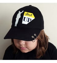 Piercingli Erkek Kep Şapka El Boyaması Siyah Shut Up