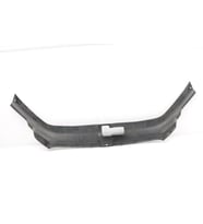AUDİ Q7 2010 - 2015 ÖN PANEL ÜST KAPLAMA