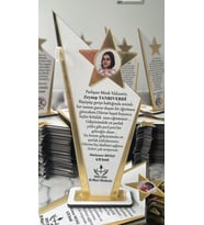 PLAKET