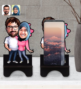 BK Gift Kişiye Özel Sevgililer Karikatürlü Ahşap Biblo Telefon Standı-58
