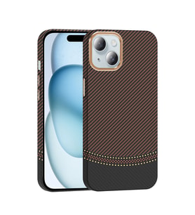 iPhone 15 Kılıf M-safe Şarj Özellikli Karbon Fiber Görünümlü Gros Kılıf (Siyah-Gold)