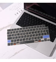 MacBook Air 15.3 İnç M2 M3 M4 M5 A2941 A3114 A3241 A3448 Uyumlu Türkçe Q Kısayollu Klavye Koruyucu