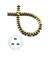 Hematit Doğal Taş Parlak Antik Sarı Piramit Kesim 8x5mm Dizi [AA]