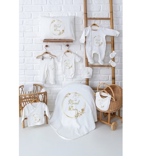 Pia Baby Premium Yenidoğan Kız Bebek Hediyesi 11 Parça İsme Özel Set 5080-00 (Ekru)