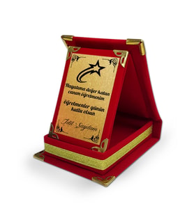 Kişiye Özel Canım Öğretmenim 6 Temalı Mini Kırmızı Plaket (Kırmızı-Altın)