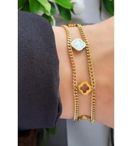 Çift Zincirli Yonca Charm Gold Çelik Bileklik