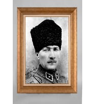 Altın Varaklı Çerçeveli Paspartulu Atatürk Tablo a491 (Gold)
