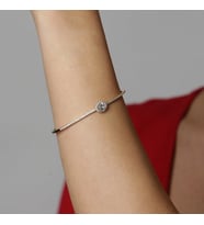 OVAL KESİM TAŞLI KELEPÇE (Altın)