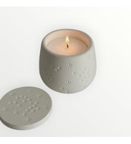 Yıldız desenli Kapaklı kokulu soya wax Mum (Beyaz)