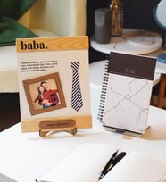Baba Temalı Kişiye Özel Ahşap Fotoğraflı Çerçeve ve Defter Hediye Seti (Model 1)