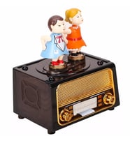 İsme Özel Öpüşen Sevgililer Müzik Kutusu
