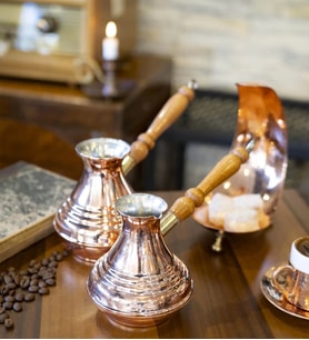 BAKIR CEZVE MODERN OVAL DİLİMLİ MODEL 4 KİŞİLİK