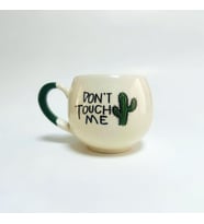 Don't Touch Me Baskılı Yeşil Kulplu Balon Kupa (Beyaz)