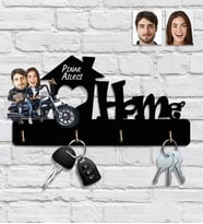 Kişiye Özel Karikatür Baskılı Ahşap Anahtarlık Motorcu Sevgili-1 25x15 cm