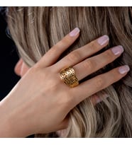Vianto Jewellery Geometrik Desenlerin Altın Dokunuşu (Gold)
