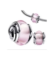 Etrafı Çevrili Pembe Murano Cam Charm