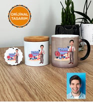 Kişiye Özel Karikatürlü İngilizce Öğretmeni Hediye Seti Kupa Bardak, Kalemlik, Anahtarlık Erkek İngilizce Öğretmenine Öğretmenler Günü Hediyesi (Siyah)