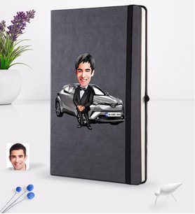 BK Gift Kişiye Özel Plakalı Erkek Toyota C-HR Karikatürlü Siyah Termo Deri Defter 16x24cm Model 1