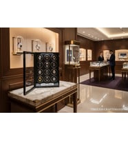 Watch Winder Belgravia 12 Slotlu Ahşap Gövdeli Anahtarlı Siyah & Siyah