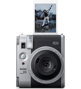 mini 99 anlık film kamerası, renk efektleri, parlaklık kontrolü, manzara/normal/makro modları, instax mini film kullanır. Gümüş renkli kaplama