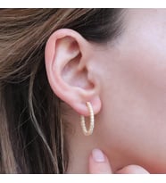 İç ve Dışı Zirkon Taşlı Gold Kaplama 2 cm Halka Gümüş Küpe