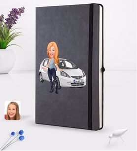 BK Gift Kişiye Özel Plakalı Kadın Honda Jazz Karikatürlü Siyah Termo Deri Defter 16x24cm Model 1