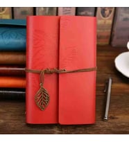 Deri Kapaklı Bağcıklı Defter – Retro Vintage Tarz, Eskitme Sayfalar, Yaprak Desenli, Çizgisiz Spiralli Günlük, Hatıra, Not, Anı Ajanda Defteri Zarif Hediyelik