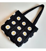 Elchandmade Tığ İşi Örgü Papatya Motifli Siyah Çanta Tote Bag