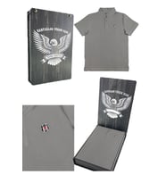 Beşiktaş Orijinal Polo Yaka Çocuk T-shirt Hediyelik Ahşap Kutulu (Gri)