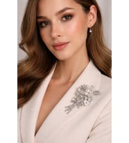 Taşlı Çiçek Buketi Figürlü Silver Renk Broş