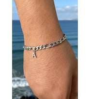 Kişiye Özel Harfli Figaro Unisex Çelik Bileklik Sevgiliye Eşe Hediye ack06h (Metal)