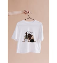 Kız Arkadaş Tasarımlı Tişört Kişiye Özel ( Unisex - Büyük - Çocuk )