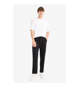 Defacto Regular Fit Basic Düz Beli Bağcıklı Düz Paça Cepli Siyah Erkek Eşofman Altı D6762AX/BK81