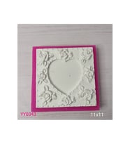 YY0343 Kenarları Güllü Ortası Kalpli Kare Çerçeve Silikon Kalıp