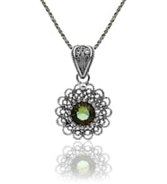 Ağustos Peridot Doğum Taşı Çiçek Motifli Telkari Gümüş Kolye