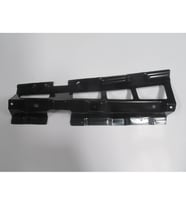 SKODA OCTAVIA- 05/09; ÖN ÇAMURLUK TUTUCU BRAKETİ BRAKETİ SOL (TW-Y) 1Z0821161 1387-2108B