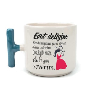 Evet Deliyim Baskılı Kadınlar Günü Mavi Kulplu T Kupa