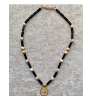 Onyx Varisit Sedef Kolye