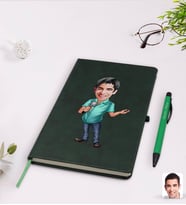 BK Gift Kişiye Özel Erkek Şarkıcı Karikatürlü Yeşil Termo Deri Defter Kalem Seti Model 1