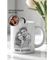 Kişiselleştirilebilir Line Art Çizimli Fotoğraf ve İsim Soyisim Tasarımlı 330ml Baskılı Beyaz Seramik Kupa Bardak