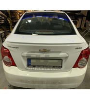 Chevrolet Aveo Bagaj Üstü Slim Spoiler Piano Black Parlak Beyaz