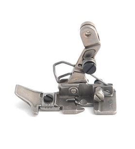 Juki Overlok 5 İp Dar Ayak 3.2mm / 121-53763