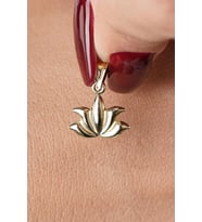14 Ayar Altın Mini Lotus Kolye Ucu (Beyaz)
