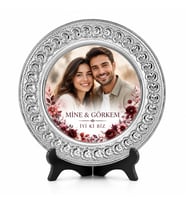 Kişiye Özel Fotoğraf Baskılı Gümüş Metal Tabak 25 cm – Isim ve Yazılı Ayaklı Dekoratif Hediye