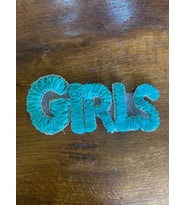 24X10 CM CAM GÖBEĞİ RENK KABARTMA GIRLS YAZI APLİKE ARMA YAMA DİKİŞ HOBİ