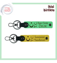 Kurumsal Çalışanlara Anı – Ay Yıldız TC ve İsimli Anahtarlık Takımı, 2’li Set, Fıstık Yeşil-Sarı