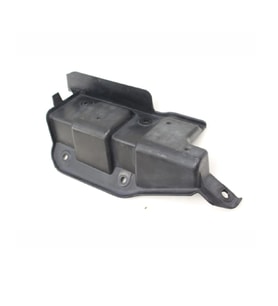 AUDİ A6 2005 - 2008 STOP SAĞ ALT BRAKETİ
