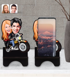 BK Gift Kişiye Özel Sevgililer Karikatürlü Ahşap Biblo Telefon Standı-17