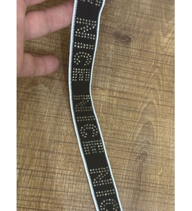 EN 2 CM TAŞLI NİCE YAZILI ŞERİT DİKİŞ GİYİM HOBİ AKSESUARI (1 METRE 9